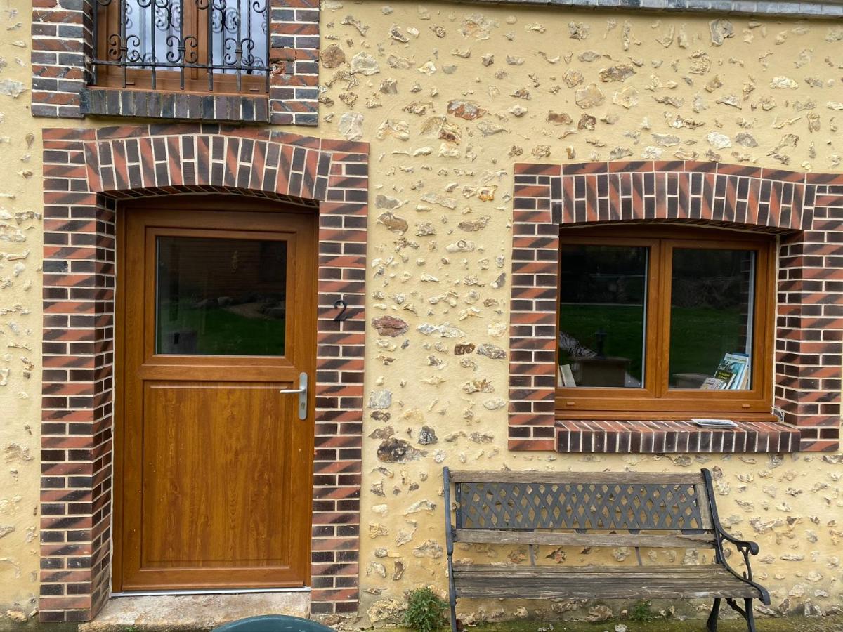 La Maison Lierue Fretigny Buitenkant foto